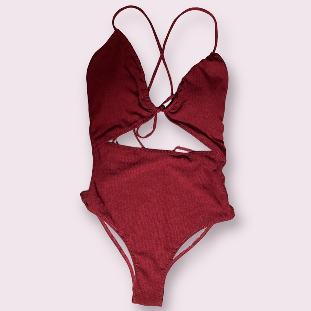 CUPSHE One Piece Maroon Bathing Suit With Cut Out